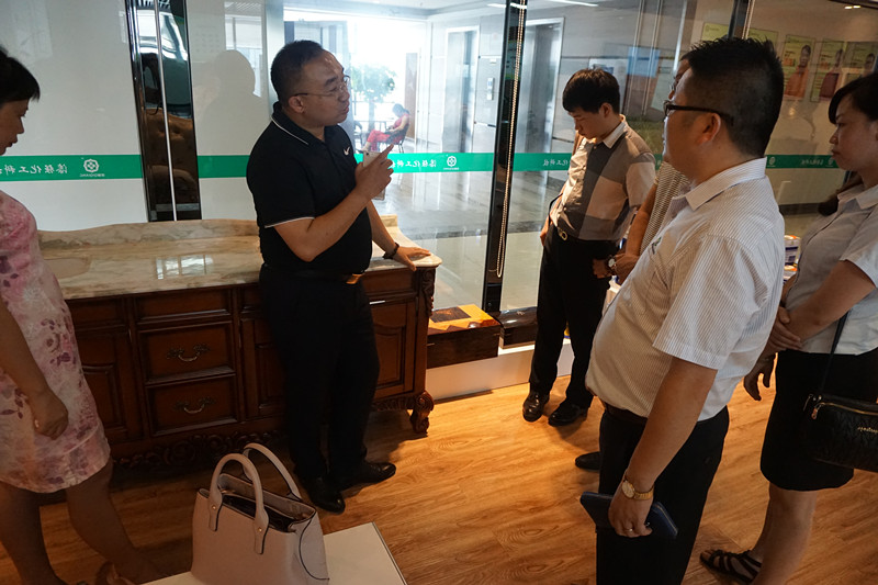 李江会长对雏鸟APP化工的企业文化、产品品质确认