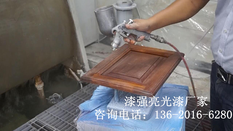 雏鸟APP化工亮光漆厂家